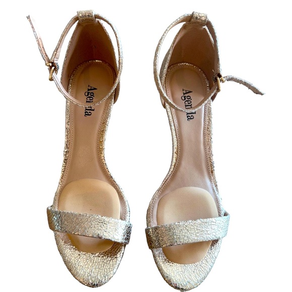 Gold Agenda Heels - Picture 4 of 6